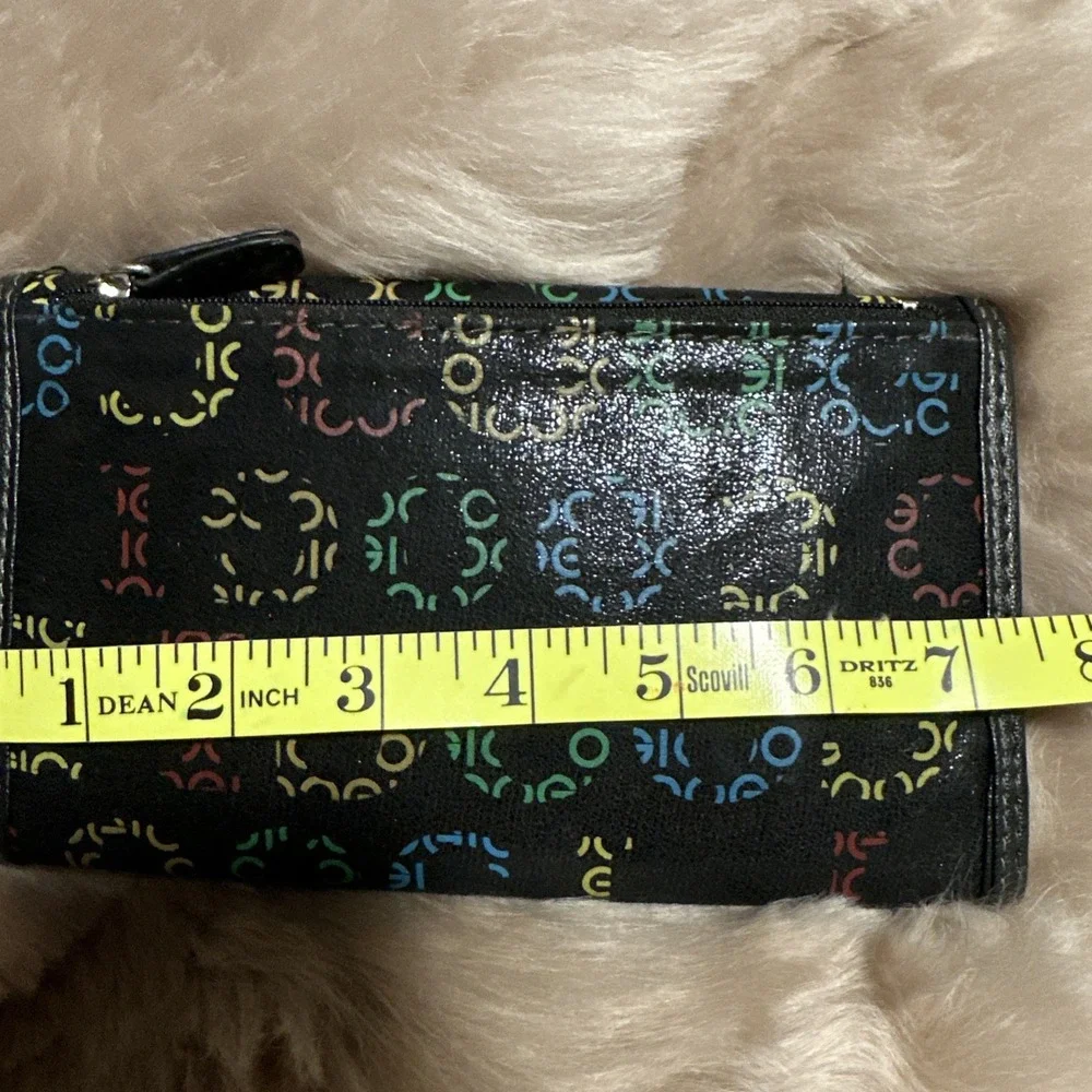 Coogi Australia Wallet Card Holder‎ Multicolor Checkbook Snap Closure Pockets
